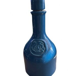 Tullamore Wades Irish Porcelain liquor bottle decanter